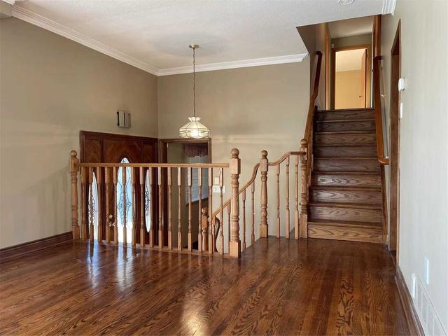 1485 Hixon St, House detached with 3 bedrooms, 2 bathrooms and 8 parking in Oakville ON | Image 10