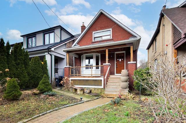 86 Kenwood Ave, House detached with 2 bedrooms, 2 bathrooms and 2 parking in Toronto ON | Image 1