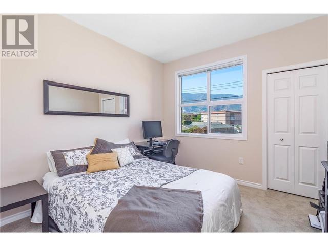 104 - 3346 Skaha Lake Road, House attached with 2 bedrooms, 2 bathrooms and 1 parking in Penticton BC | Image 18
