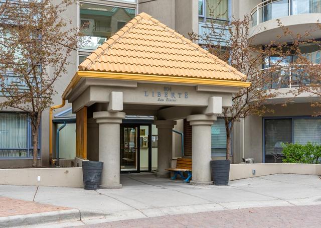 1206 - 804 3 Avenue Sw, Condo with 3 bedrooms, 2 bathrooms and 2 parking in Calgary AB | Image 3