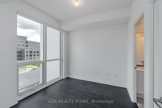 605 - 30 Gibbs Rd, Condo with 2 bedrooms, 2 bathrooms and 1 parking in Toronto ON | Image 9