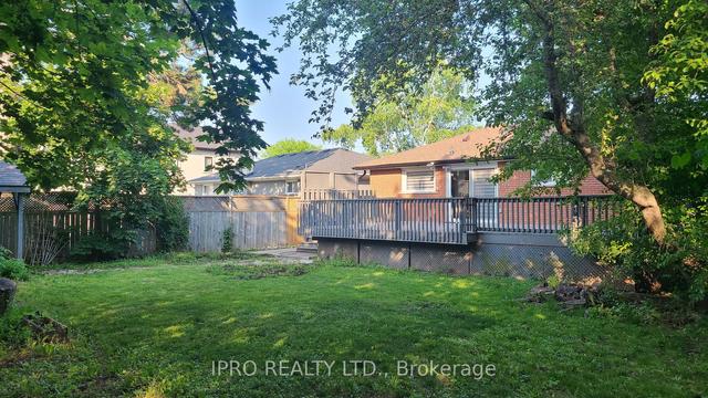 2193 Sloane Dr, House detached with 3 bedrooms, 2 bathrooms and 7 parking in Oakville ON | Image 32