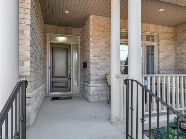 21 Trent Court, House attached with 3 bedrooms, 3 bathrooms and 4 parking in St. Catharines ON | Image 12