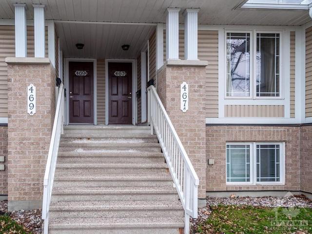 33 - 467 Chapman Mills Drive, House attached with 2 bedrooms, 3 bathrooms and 1 parking in Ottawa ON | Image 2