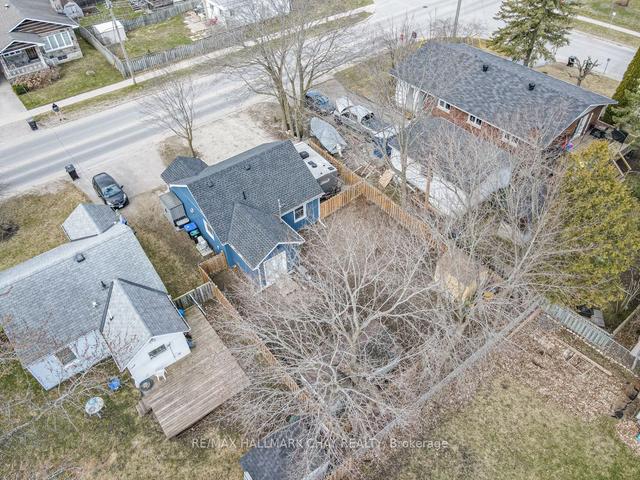 43 Fox St, House detached with 2 bedrooms, 1 bathrooms and 4 parking in Penetanguishene ON | Image 11
