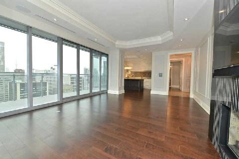 2303 - 55 Scollard St, Condo with 2 bedrooms, 3 bathrooms and 2 parking in Toronto ON | Image 2