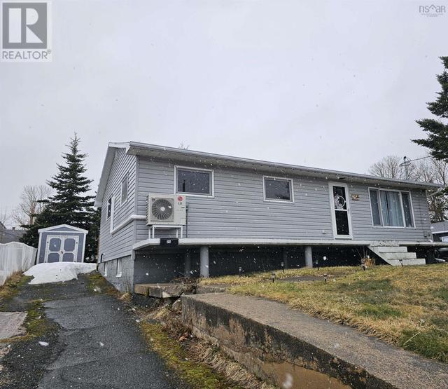 25 Clearyville Street, House detached with 2 bedrooms, 2 bathrooms and null parking in Cape Breton NS | Image 2