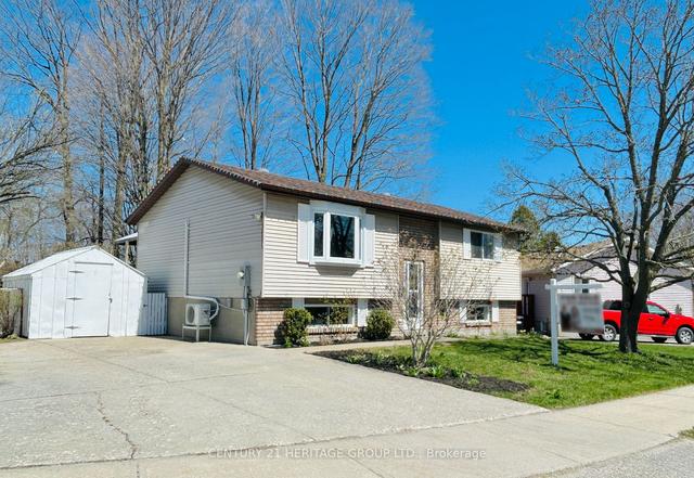 670 Bayview Dr, House detached with 2 bedrooms, 2 bathrooms and 2 parking in Midland ON | Image 1