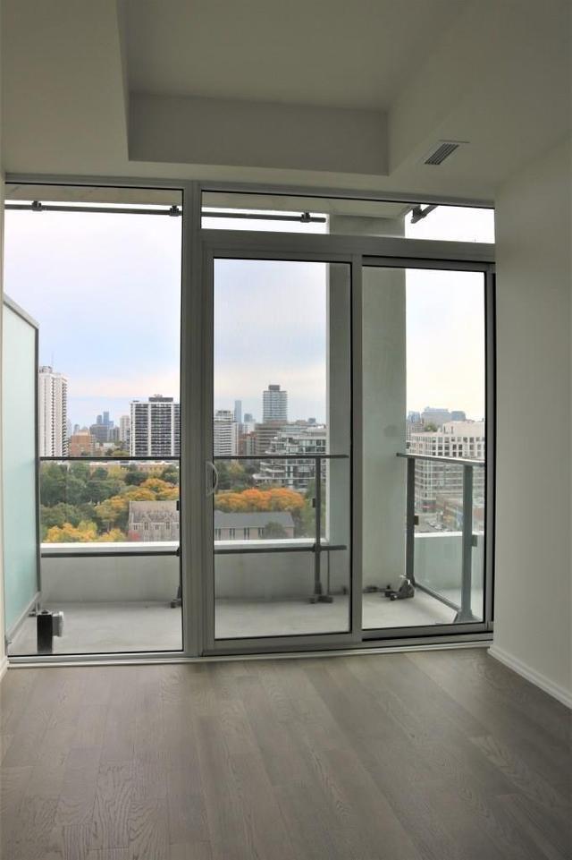 1727 - 8 Hillsdale Ave E, Condo with 2 bedrooms, 3 bathrooms and 1 parking in Toronto ON | Image 6