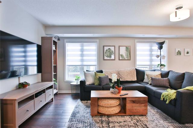 170 Louisbourg Way, Townhouse with 2 bedrooms, 3 bathrooms and 2 parking in Markham ON | Image 5