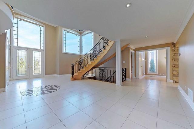 775 Woodland Acres Cres, House detached with 7 bedrooms, 10 bathrooms and 15 parking in Vaughan ON | Image 5