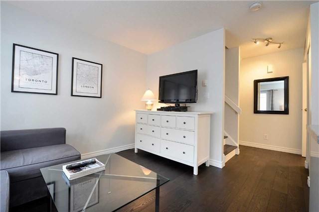 1126 - 50 East Liberty St, Townhouse with 2 bedrooms, 2 bathrooms and 1 parking in Toronto ON | Image 8