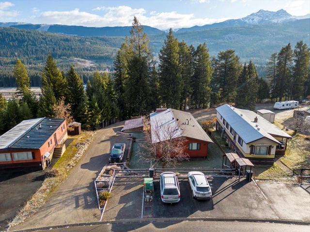 50 Cariboo Drive, House detached with 5 bedrooms, 3 bathrooms and 4 parking in Elkford BC | Image 6