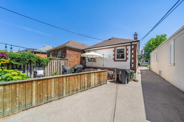 46 Bernice Cres, House detached with 2 bedrooms, 2 bathrooms and 2 parking in Toronto ON | Image 24
