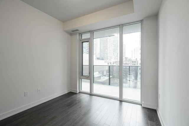 820 - 330 Richmond St W, Condo with 1 bedrooms, 1 bathrooms and 0 parking in Toronto ON | Image 7