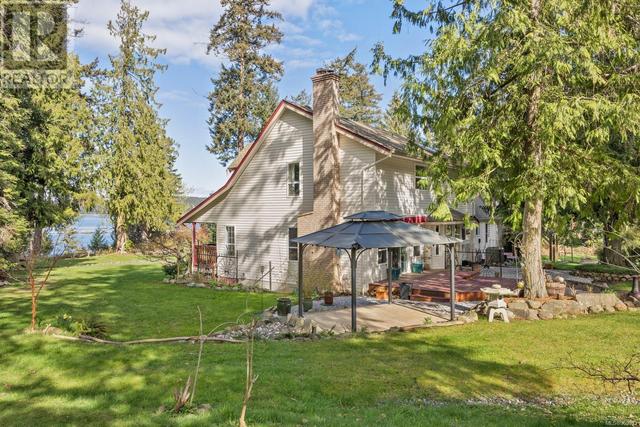 6249 Island Hwy, House detached with 3 bedrooms, 3 bathrooms and 8 parking in Comox Valley A BC | Image 54