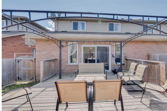 416b Tealby Cres, House semidetached with 3 bedrooms, 3 bathrooms and 2 parking in Waterloo ON | Image 2