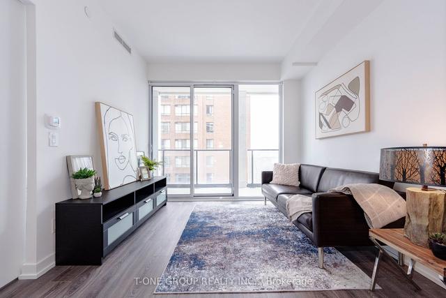 1712 - 20 Edward St, Condo with 2 bedrooms, 1 bathrooms and 0 parking in Toronto ON | Image 7