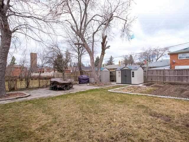 11 Hilda Ave, House detached with 3 bedrooms, 3 bathrooms and 5 parking in Toronto ON | Image 20