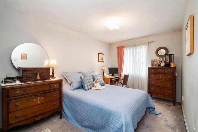 24 - 1855 Maple Ridge Dr, Townhouse with 3 bedrooms, 3 bathrooms and 1 parking in Mississauga ON | Image 14