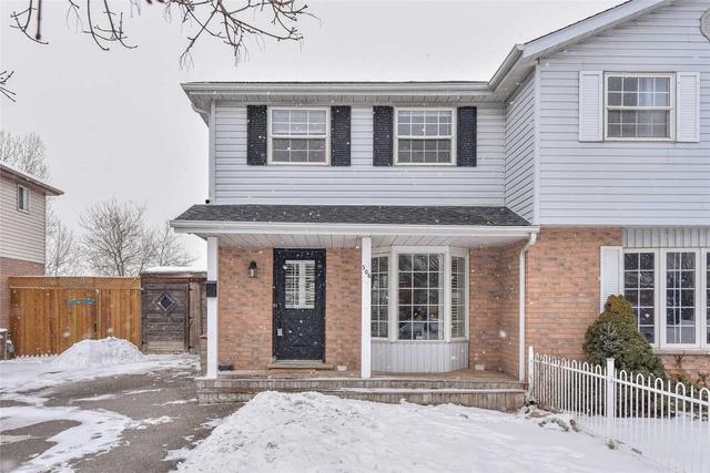 506 Hyannis Crt, House semidetached with 3 bedrooms, 2 bathrooms and 2 parking in Cambridge ON | Image 1