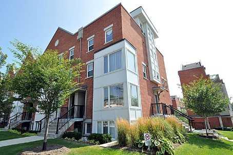 th 1 - 817 Dundas St E, Townhouse with 2 bedrooms, 2 bathrooms and 1 parking in Toronto ON | Image 1