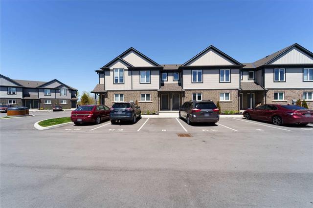92 - 7768 Ascot Circ, Townhouse with 3 bedrooms, 2 bathrooms and 1 parking in Niagara Falls ON | Image 12