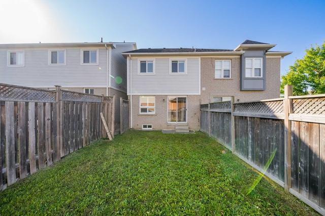 104 Kirkland Pl, House attached with 3 bedrooms, 3 bathrooms and 3 parking in Whitby ON | Image 26
