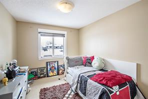 3708 1 Street Nw, Home with 3 bedrooms, 2 bathrooms and 2 parking in Calgary AB | Image 7