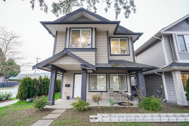 1893 Coquitlam Avenue, House detached with 5 bedrooms, 3 bathrooms and null parking in Port Coquitlam BC | Image 1
