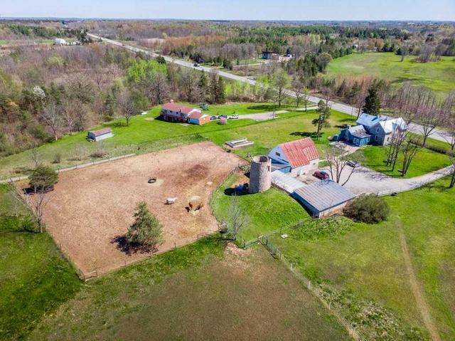 1058 Highway 8 Rd, House detached with 4 bedrooms, 2 bathrooms and 10 parking in Hamilton ON | Image 29