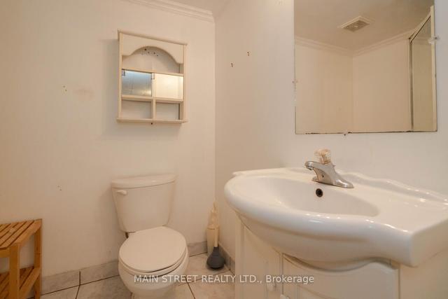 249 Stanley St, House detached with 2 bedrooms, 2 bathrooms and 4 parking in Newmarket ON | Image 14