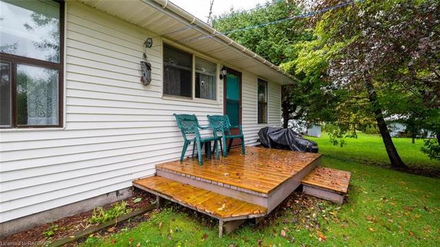 46 Lilac Lane, House detached with 2 bedrooms, 1 bathrooms and 4 parking in South Bruce Peninsula ON | Image 25