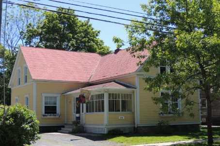376 University Ave, House detached with 4 bedrooms, 2 bathrooms and 2 parking in Fredericton NB | Image 1