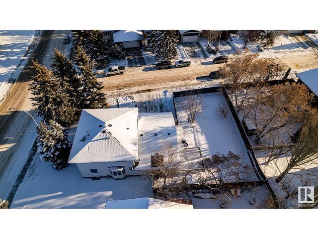 4216 Ramsay Cr Nw, House detached with 4 bedrooms, 2 bathrooms and null parking in Edmonton AB | Image 6