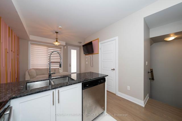 21 - 715 Lawrence Ave W, Townhouse with 2 bedrooms, 2 bathrooms and 0 parking in Toronto ON | Image 7