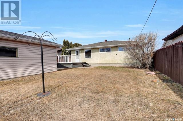 1327 Warner Street, House detached with 3 bedrooms, 2 bathrooms and null parking in Moose Jaw SK | Image 31