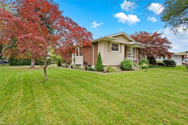 5 Little Forks Sq, House detached with 3 bedrooms, 2 bathrooms and 4 parking in St. Catharines ON | Image 34