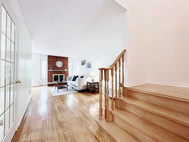 22 - 10 Cardwell Ave, Townhouse with 3 bedrooms, 4 bathrooms and 2 parking in Toronto ON | Image 29