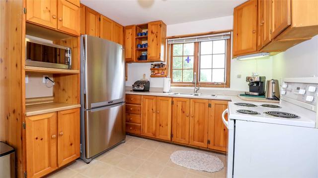 984 Lakeshore Rd E, House detached with 2 bedrooms, 1 bathrooms and 8 parking in Oro Medonte ON | Image 7