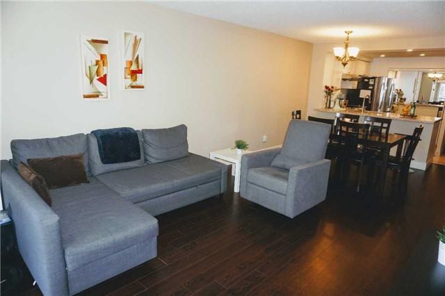 Sph 210 - 28 Hollywood Ave, Condo with 1 bedrooms, 1 bathrooms and 1 parking in Toronto ON | Image 9
