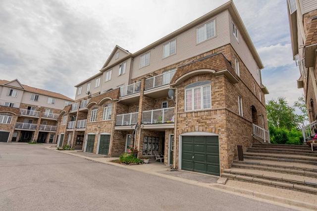 60 - 200 Mclevin Ave, Townhouse with 3 bedrooms, 2 bathrooms and 1 parking in Toronto ON | Image 12