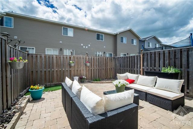 58 Bellwood Drive, Townhouse with 3 bedrooms, 3 bathrooms and 3 parking in Arnprior ON | Image 29
