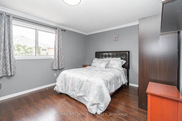 5494 Cosmic Cres, House semidetached with 3 bedrooms, 3 bathrooms and 3 parking in Mississauga ON | Image 5