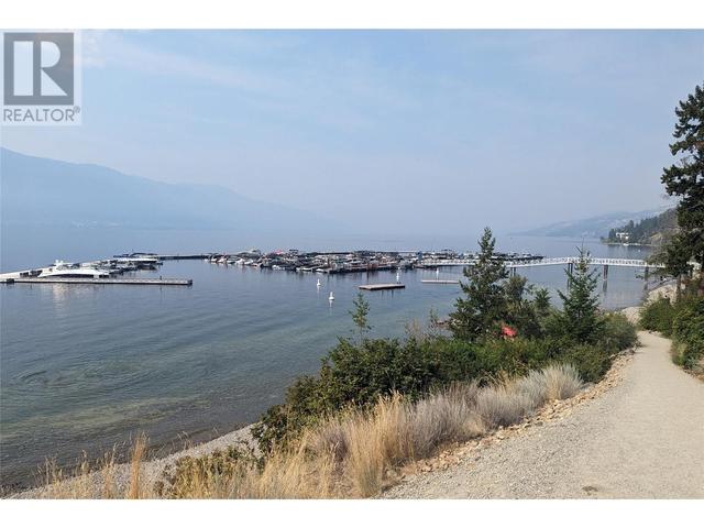 104 - 3398 Mckinley Beach Lane, House attached with 2 bedrooms, 2 bathrooms and 1 parking in Kelowna BC | Image 29