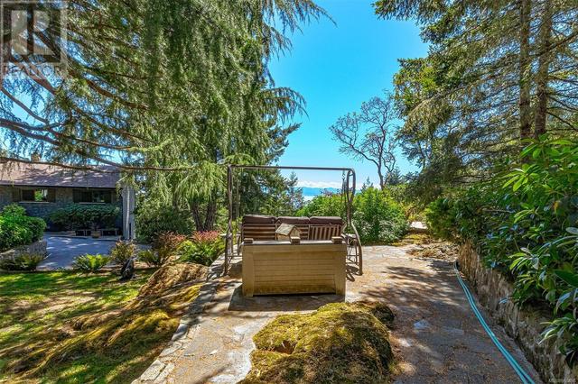 2281 Henlyn Dr, House detached with 3 bedrooms, 2 bathrooms and 3 parking in Sooke BC | Image 62