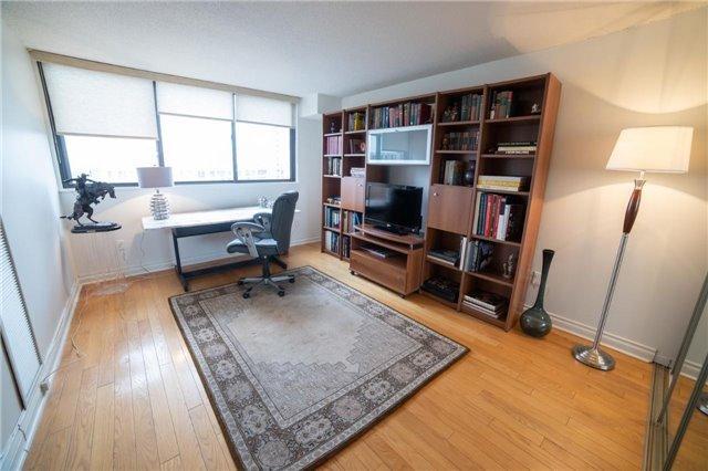 2501 - 75 Wynford Heights Cres, Condo with 3 bedrooms, 2 bathrooms and 2 parking in Toronto ON | Image 15