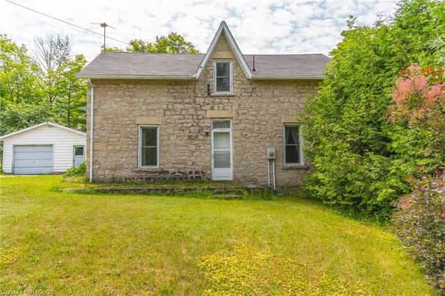 3532 Bruce Road 13, House detached with 4 bedrooms, 1 bathrooms and null parking in South Bruce Peninsula ON | Image 1