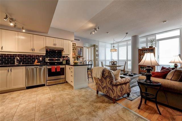 408 - 601 Kingston Rd, Condo with 2 bedrooms, 2 bathrooms and 1 parking in Toronto ON | Image 4