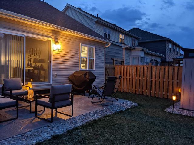 10 Briarwood Ave, House detached with 3 bedrooms, 3 bathrooms and 2 parking in Kawartha Lakes ON | Image 26